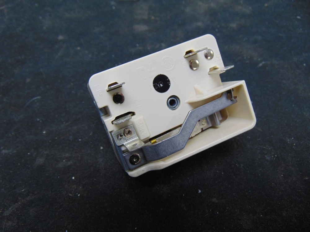 GE Electric Range JB655SK2SS Surface Element Control Switch WB24T10029