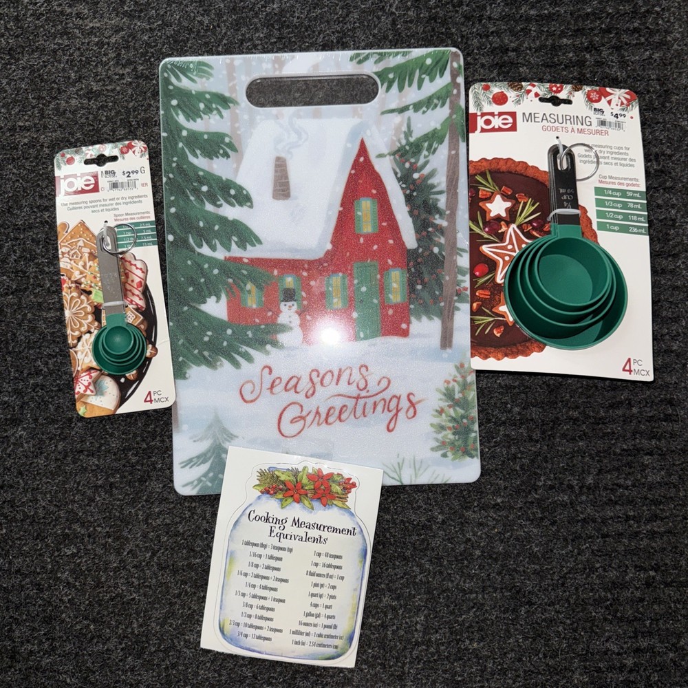 Christmas Baking Measuring Cups Measuring Spoons And Cutting Board Bundle New