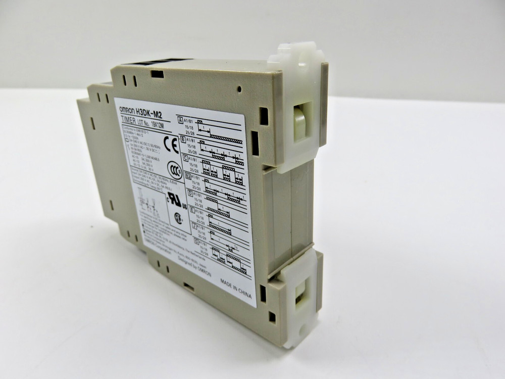 Omron H3DK-M2 Timer Relay
