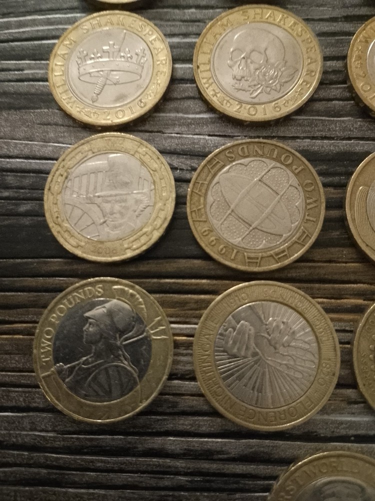 COMMEMORATIVE £2 COLLECTION x 22 Coins