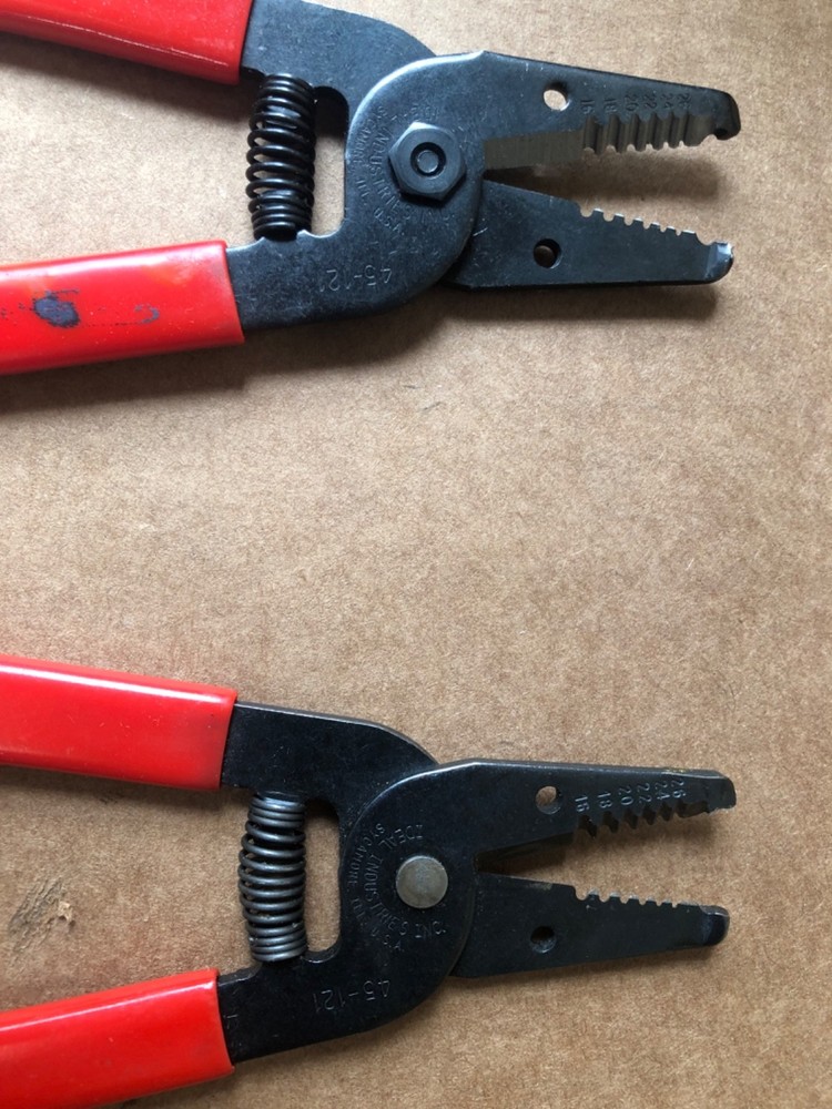 IDEAL. T-Strippers (5 pcs) - USA