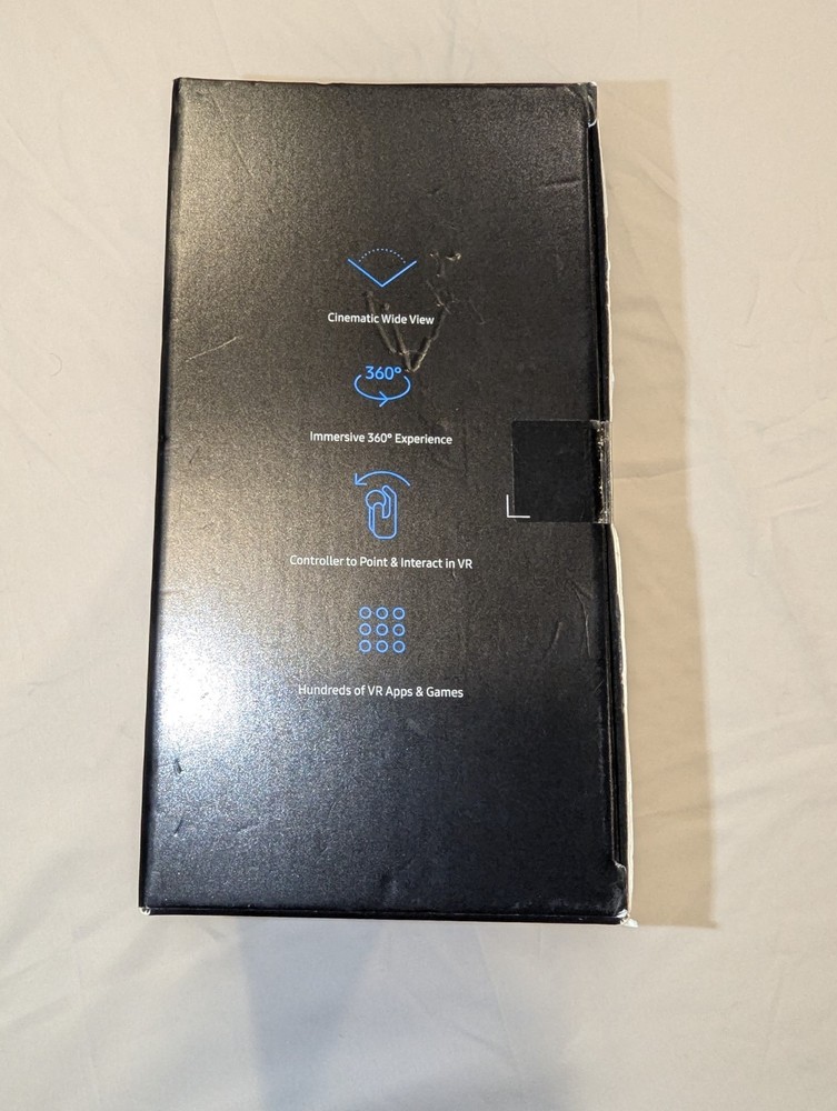 Samsung Gear VR SM-R324 With Controller