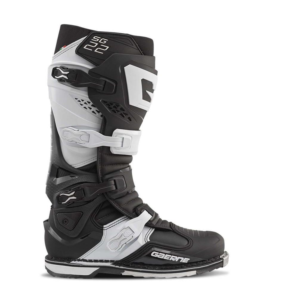 Sg22 Boots Black/White Sz 11