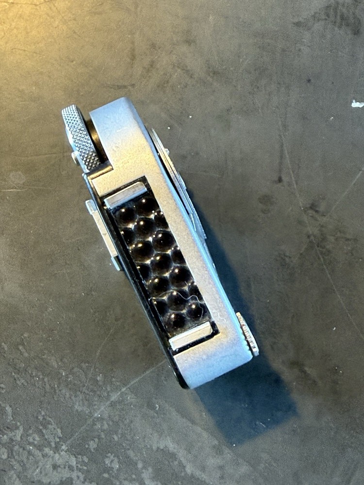 Leica Meter MC Light Meter Exposure Meter Made in Germany.