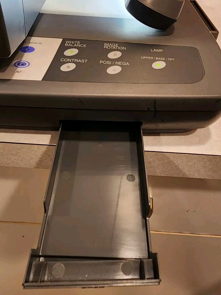 Elmo Visual Presenter Document Camera Projector HV-5100XG