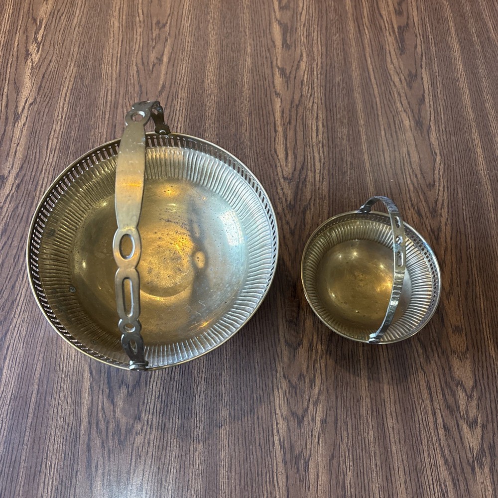 VINTAGE SOLID BRASS ROUND BASKETS 10” & 6” INCH 2-PIECE SET NICE!