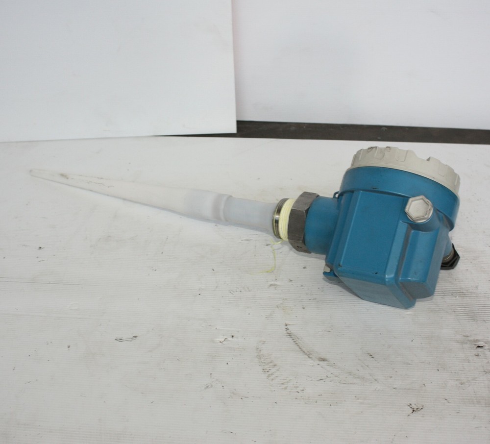 Endress+Hauser Micropilot II FMR 231E-AEGGJ2A2A Microwave Level Transmitter
