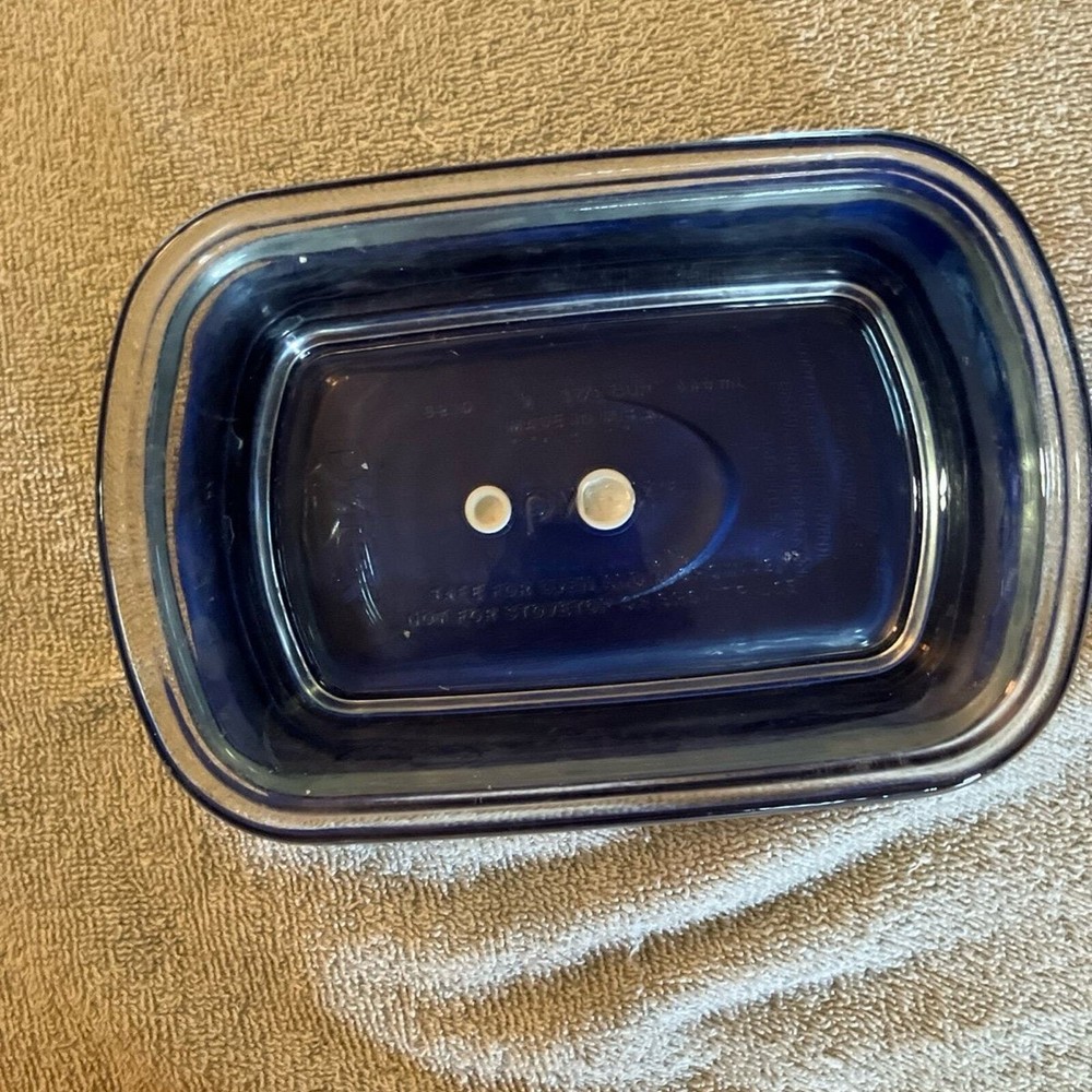 Pyrex dish