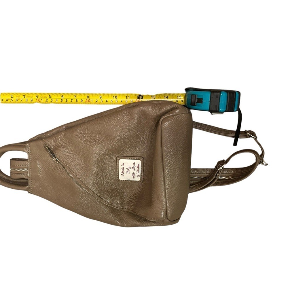Valentina Women's Tan leather Backpack