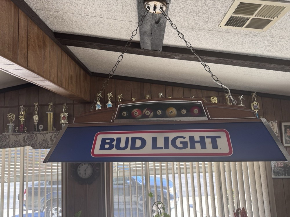 Bud Light Billiard Table light