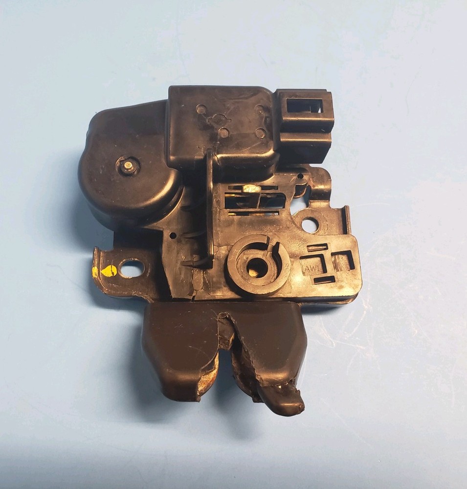 Nissan Maxima 2004-2014 OEM Trunk Latch Release Actuator Deck Lid Lock