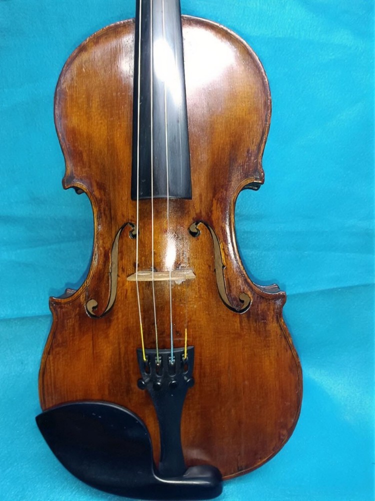 1870's Lion Head Violin