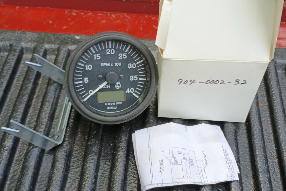904-0000-02: Tach & Hour Meter