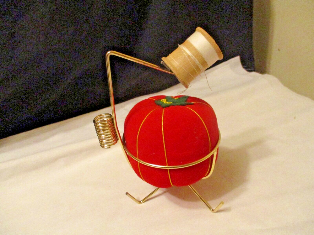 Large Sewing Tomato and Caddy Japan