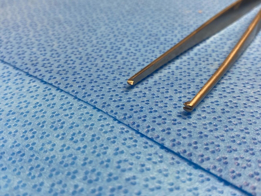 Aesculap BD559R 1X2 Tissue Forceps