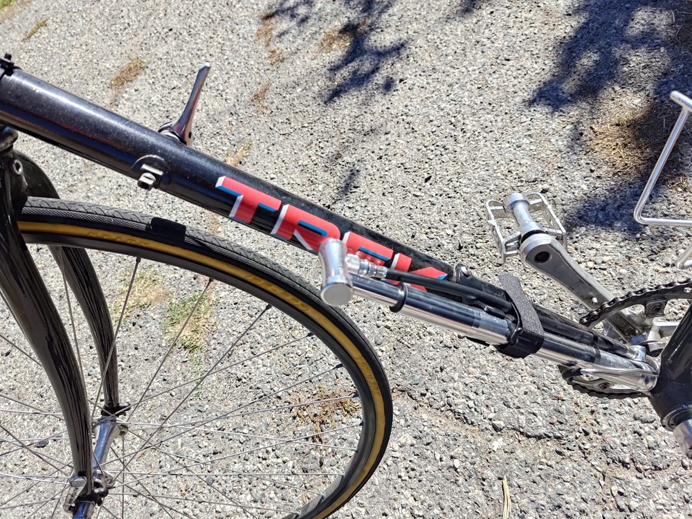 Trek 1000 Road Bike