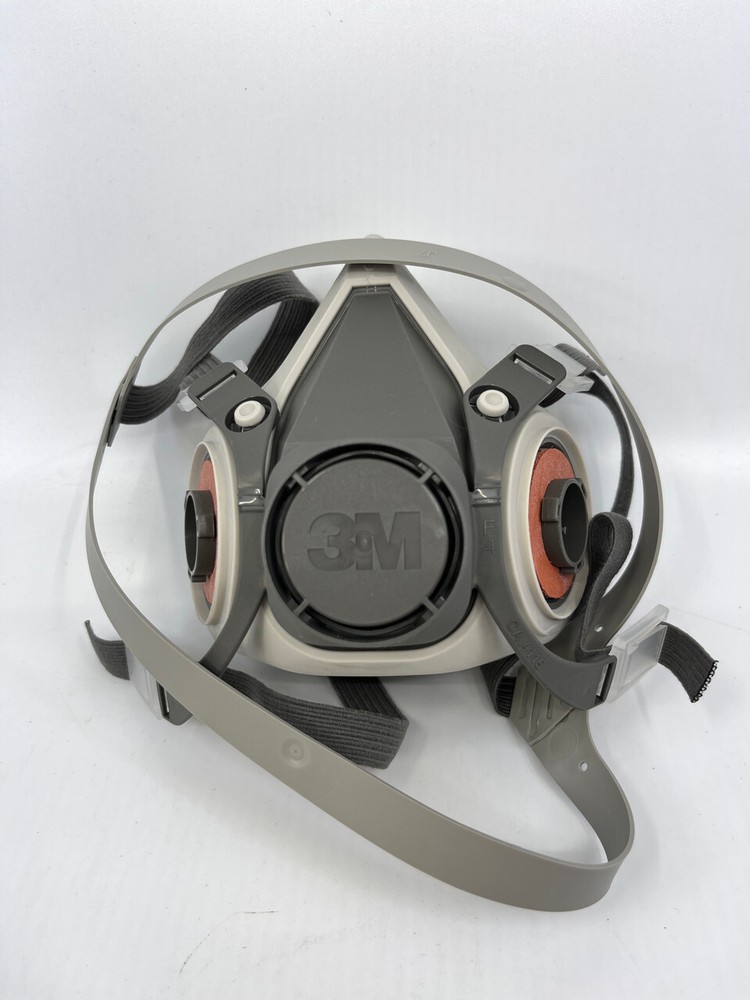 3M™ Half Facepiece Reusable Respirator 6100/07024