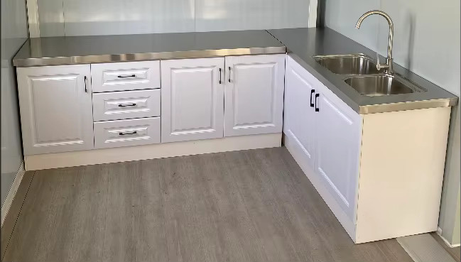 Luxury Double-Wing Container House 30ft 2bedroom 1 bath