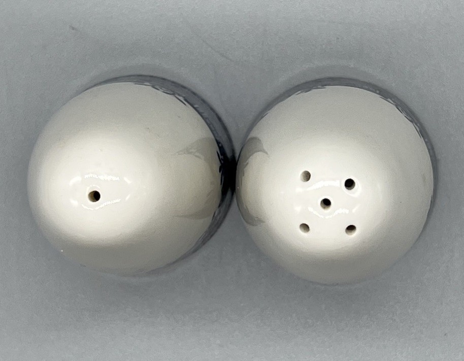 Blue Willow Salt & Pepper Shaker Set