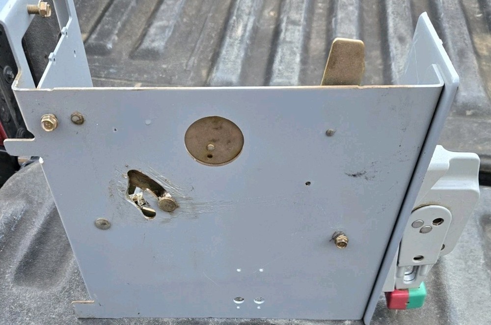 Square D Motor Control Handle Assembly No. 80439-898-50
