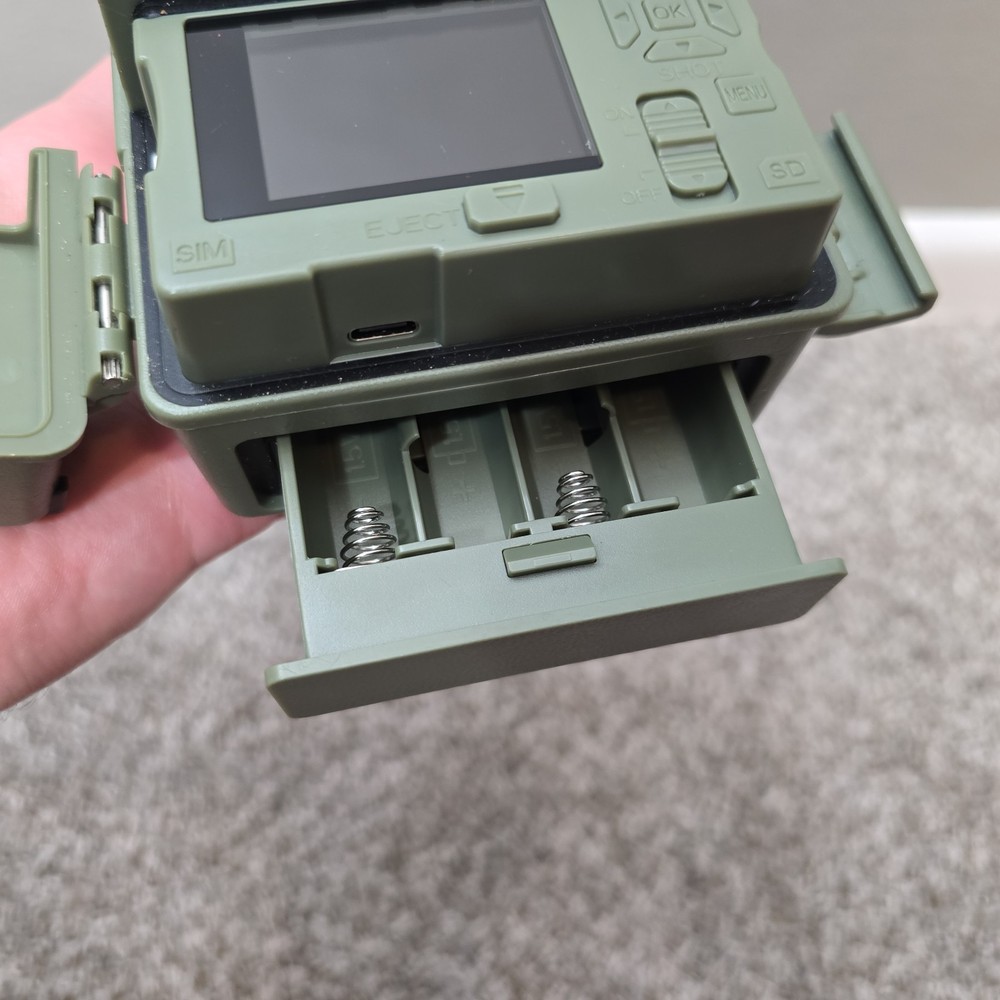 Covert Interceptor Pro Wireless Cellular 20MP Game Trail Camera Untested As Is