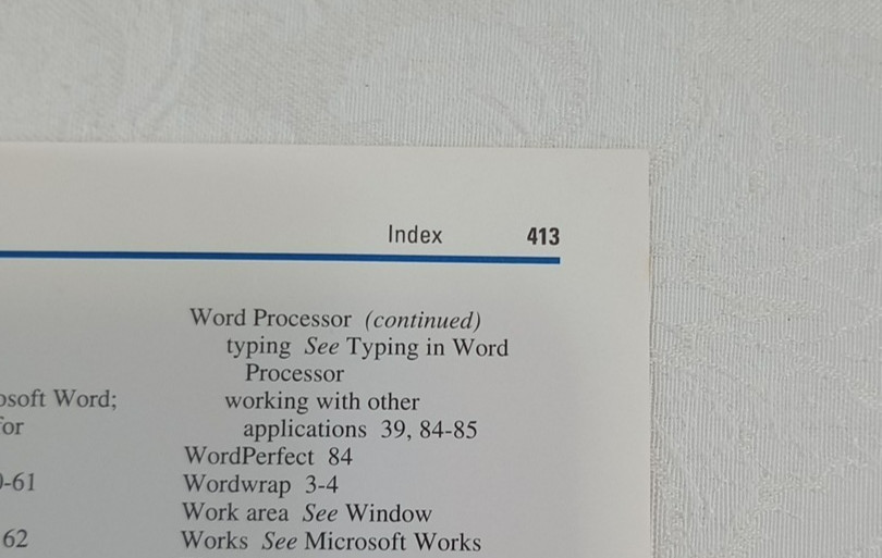Vintage Microsoft Works 2.0 User's Guide Reference Book PB 1991