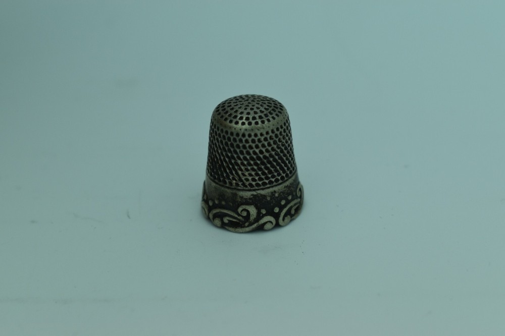 Antique Ketcham & McDougall Sterling Silver Thimble Scroll