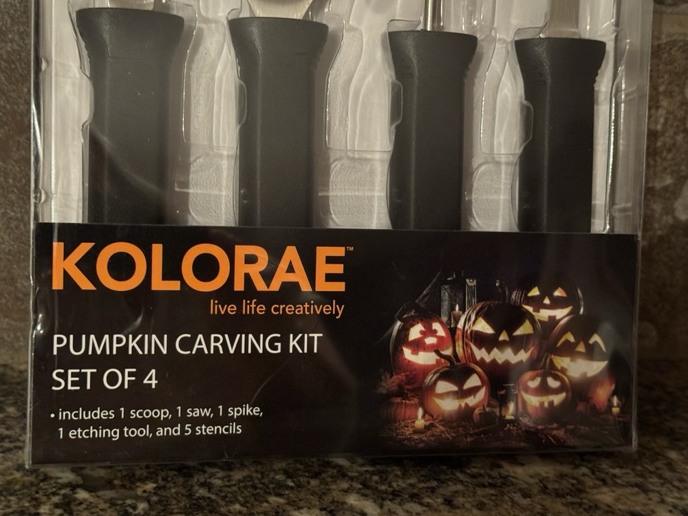 Kolorae Pumpkin Carving Kit~ 4 Tools, 5 Patterns NEW