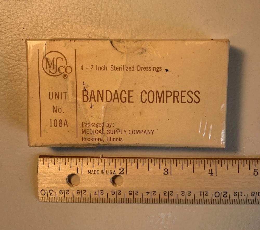 WWII MSCO Eye Dressing Packet, 2 Bandage Compress, Triangular & Adhesive Bandage