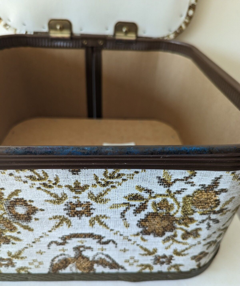 Vintage Redmon Co. Sewing Box Basket Hinged Lid