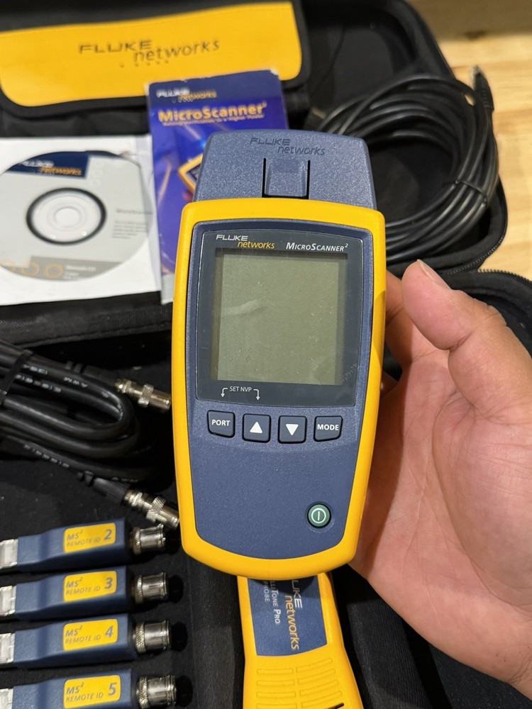 FLUKE NETWORKS MS2-KIT MICROSCANNER 2 & INTELLITONE PRO200 CABLE TEST KIT