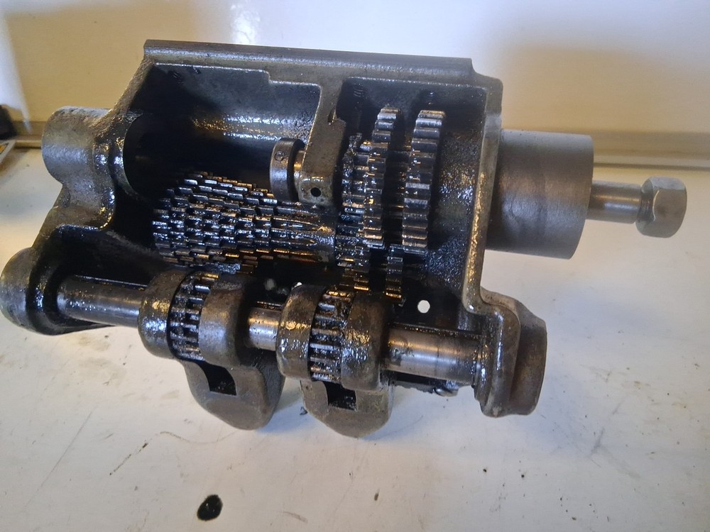 South Bend 9 10K Lathe Quick Change Gear Box