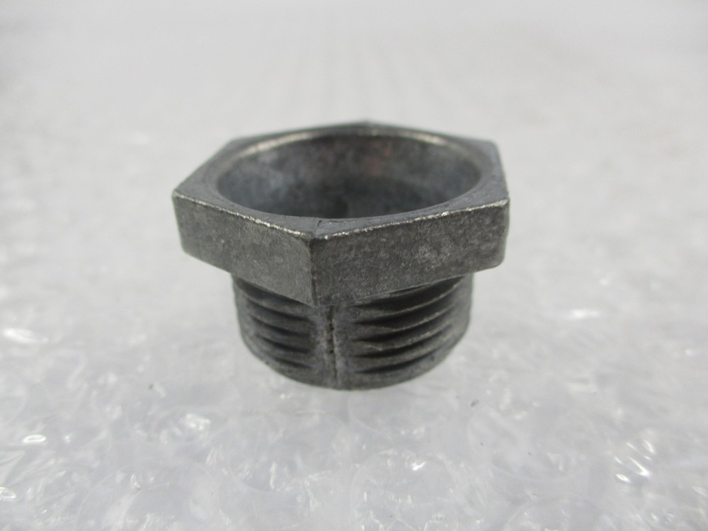 THOMAS & BETTS 843 3/4" NIPPLE NSNP