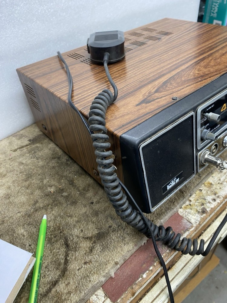 Teaberry Stalker Xv. Ssb Cb Radio