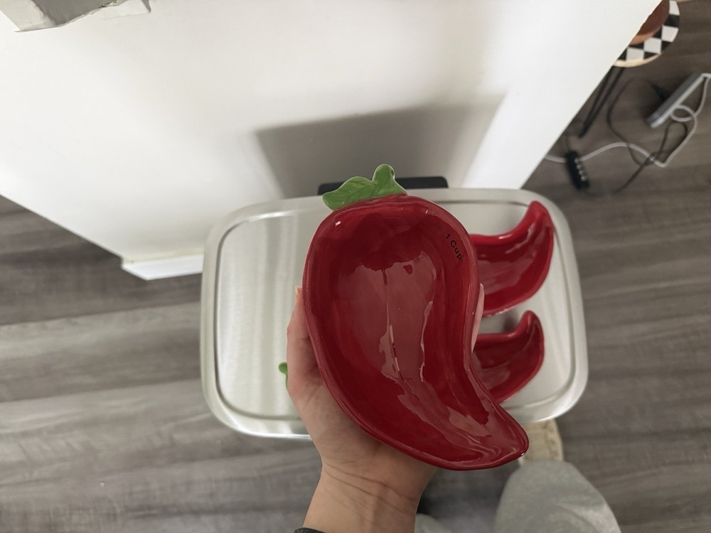 Chili Pepper Nesting Measuring Cups Set of 4