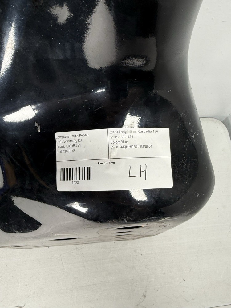 2020 Freightliner Cascadia Frame Horn LH