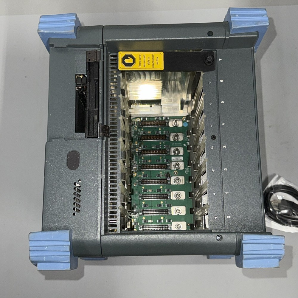 EXFO FTB-400 GP-408 Universal Fiber Optic Test System Mainframe - Tested