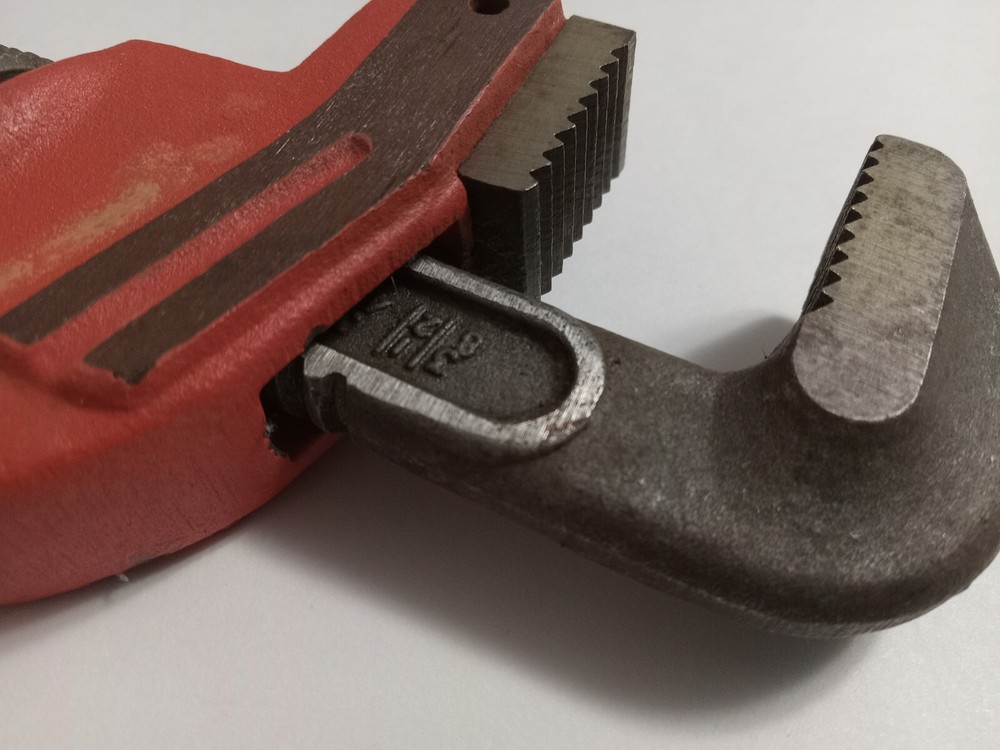 Vintage Pittsburgh 10" Offset Pipe Wrench Red Steel Work Tool