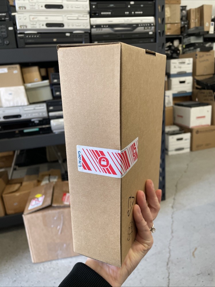 Lenovo ThinkPad OneLink Plus Dock - Black (40A40090US)