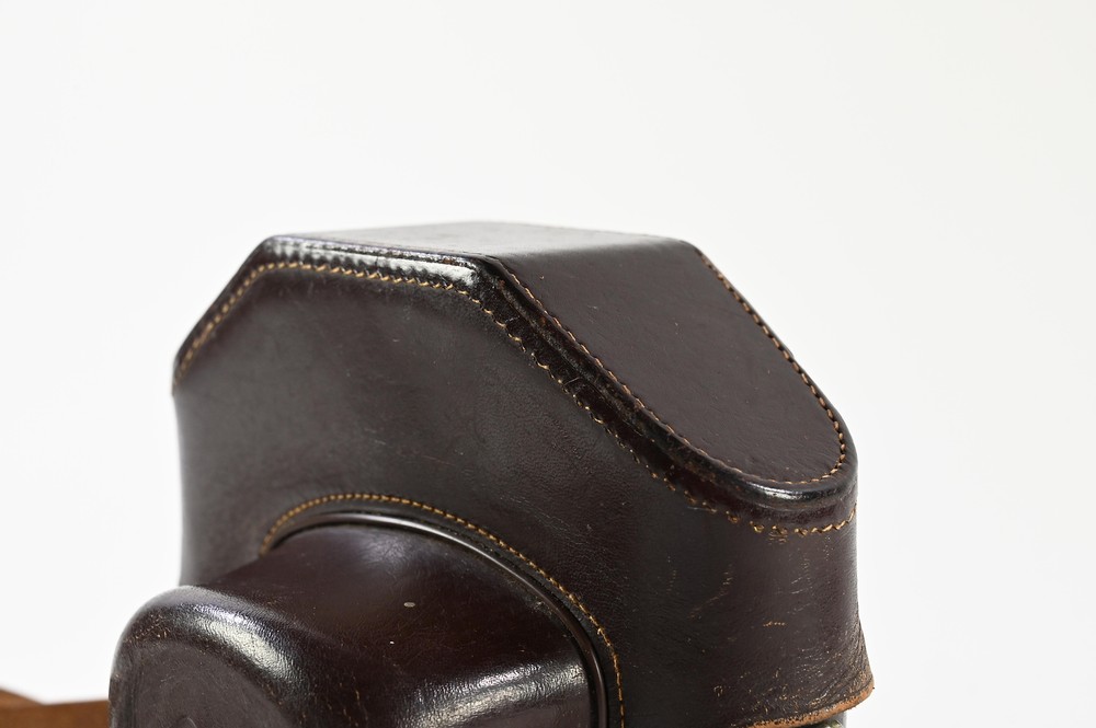 LEICA TALL LEATHER CASE #G295