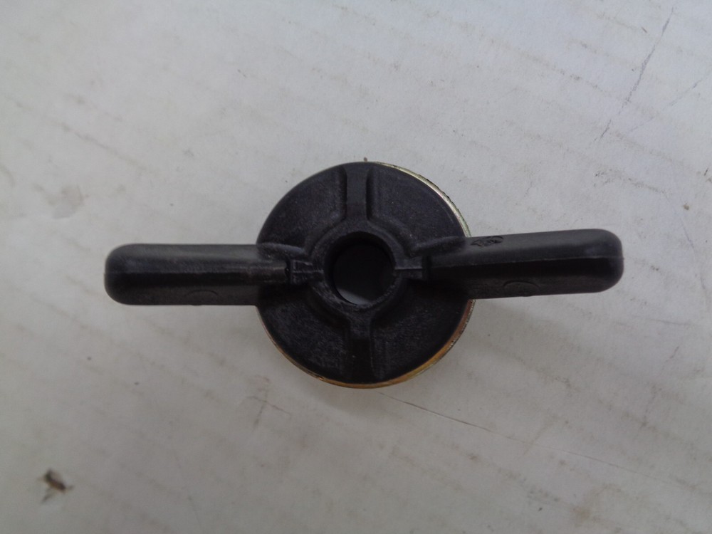 AGCO NUT/PRIMARY WING - 70269246 - BOX21