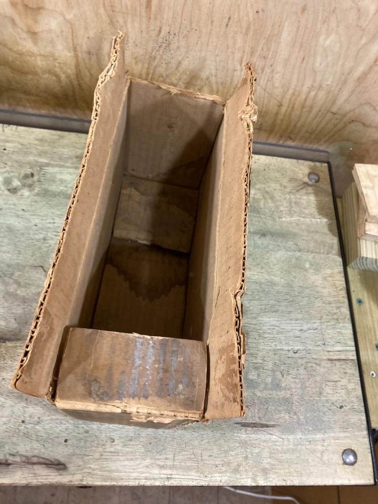 Coleman 4A Gas Iron - EMPTY Box Case - READ