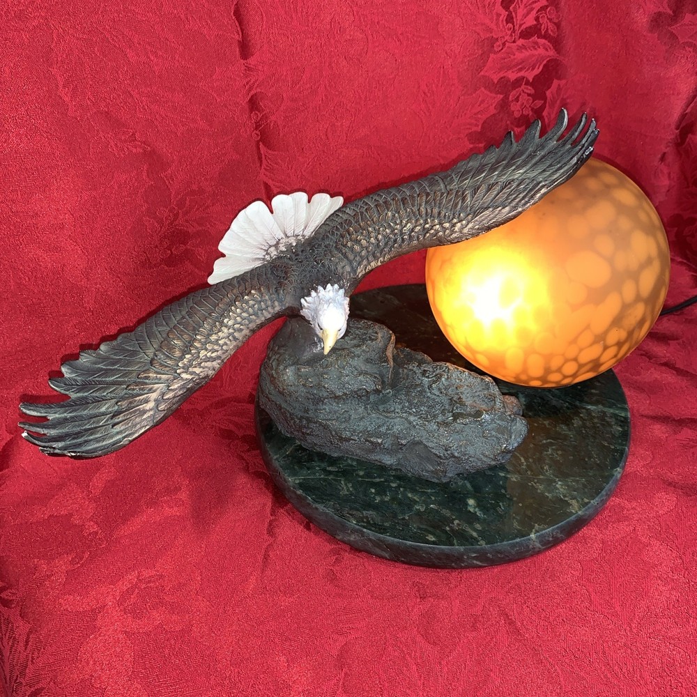 Eagle sculpture Lamp Bronze And Stone Marble Base.