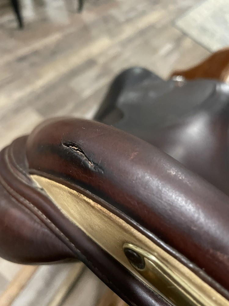 Prestige English Saddle