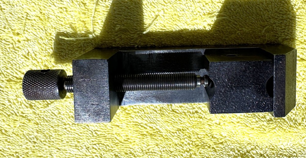 VINTAGE TOOLMAKERS 3 PC INSPECTION VISE