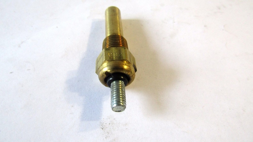 Engine Coolant Temperature Sender Standard TS-176