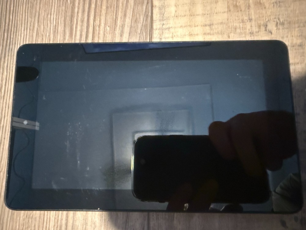 MIXED LOT ELECTRONICS - APPLE, AMAZON FIRE, ANDROID, GOOGLE, ETC AS- SHOWN BELOW