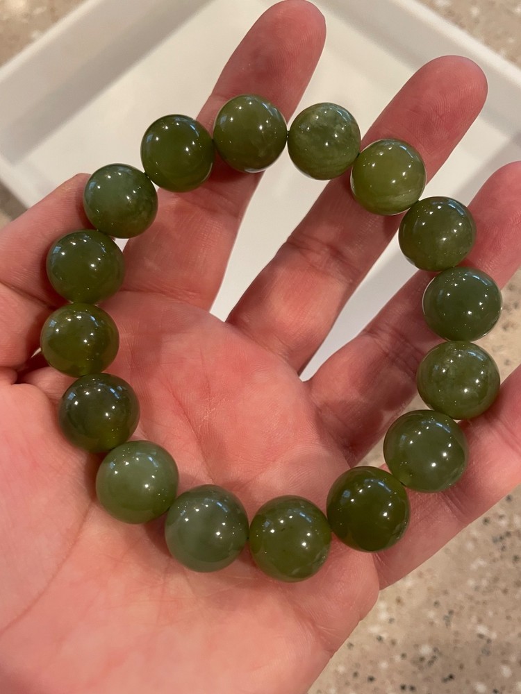 Xiu jade bracelet 14mm
