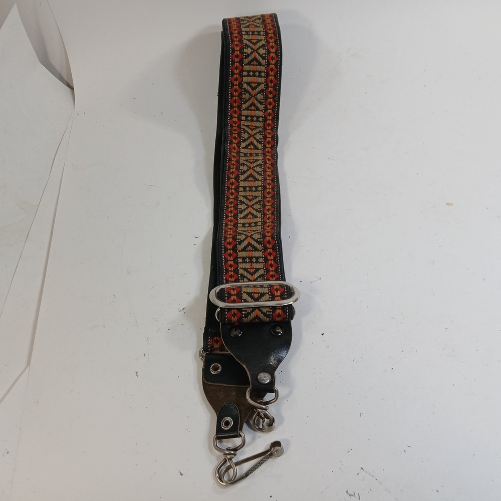 Vintage Boho Rad Universal Neck & Shoulder Strap Camera Southwestern Pattern Red