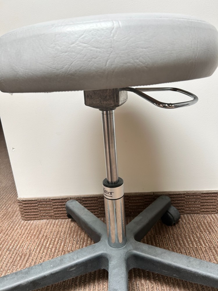 Midmark/Ritter Swivel Stool